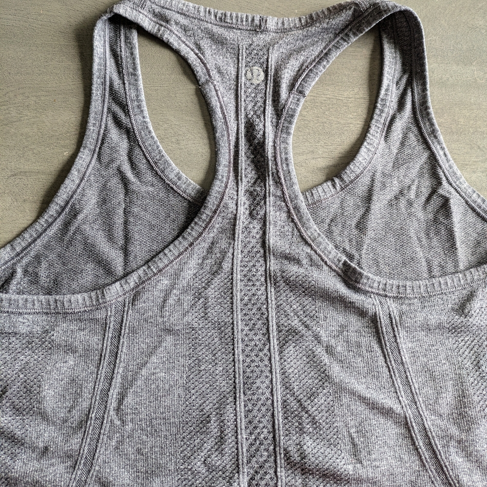 Lululemon Swiftly
